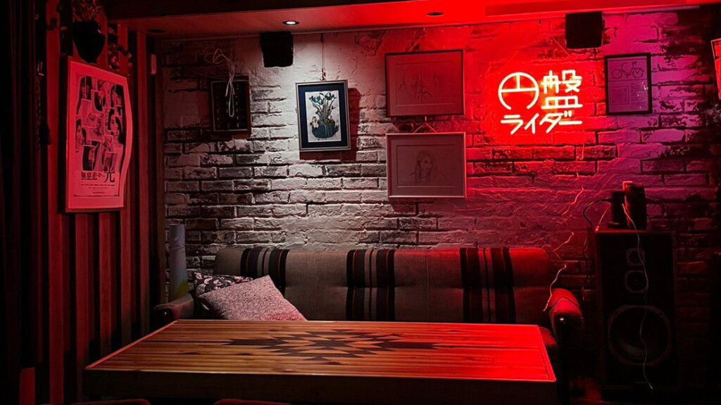 円盤ライダー 役者がいるところが舞台だ！